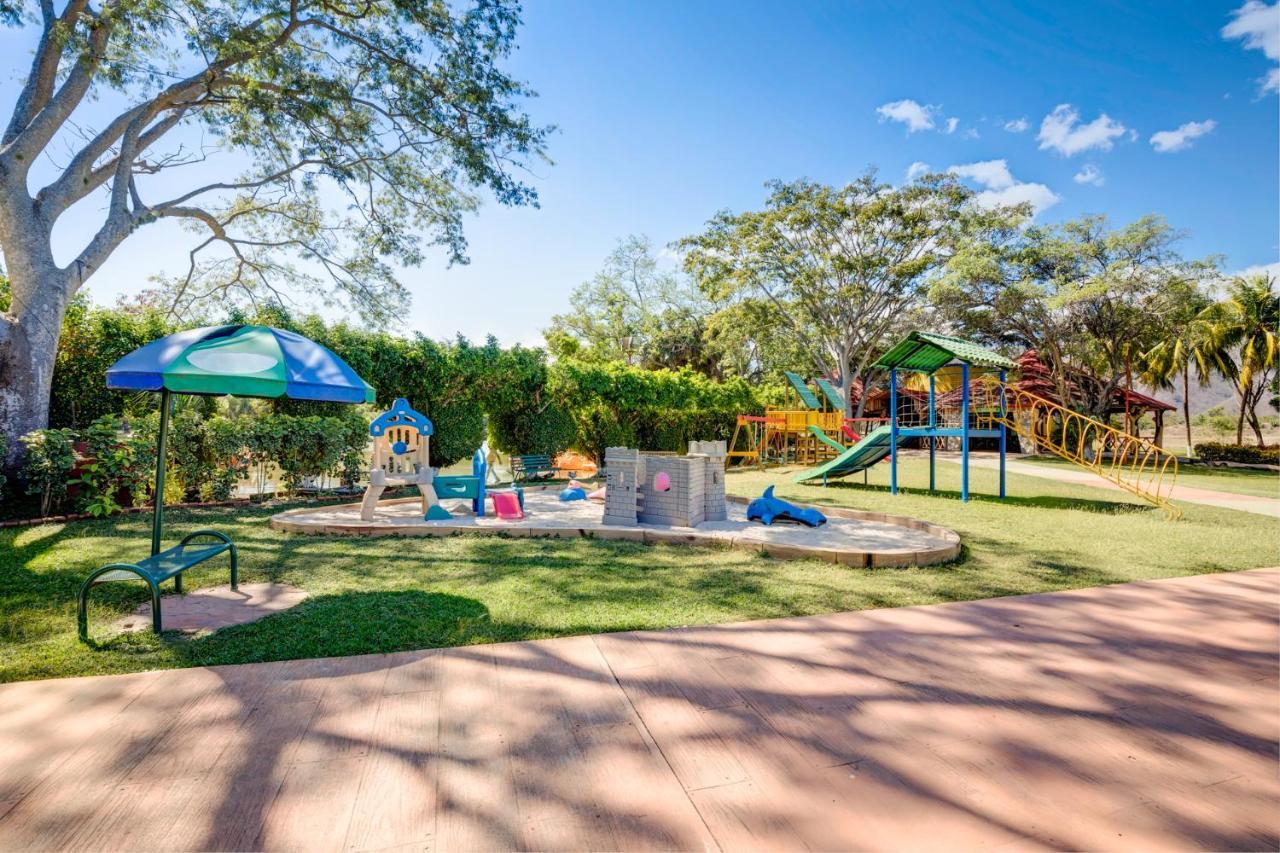 Resort Y Parque Acuatico Valle Dorado El Rosario Dış mekan fotoğraf
